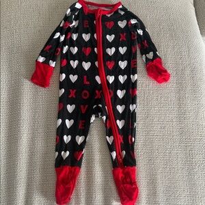 Black and Red Heart Print Bamboo Sleeper